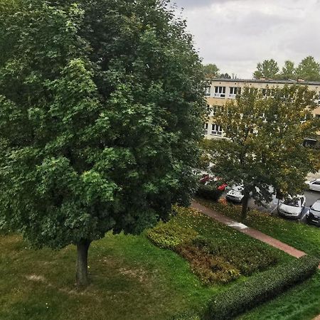 27 Kawalerka Apartment Czestochowa Bagian luar foto