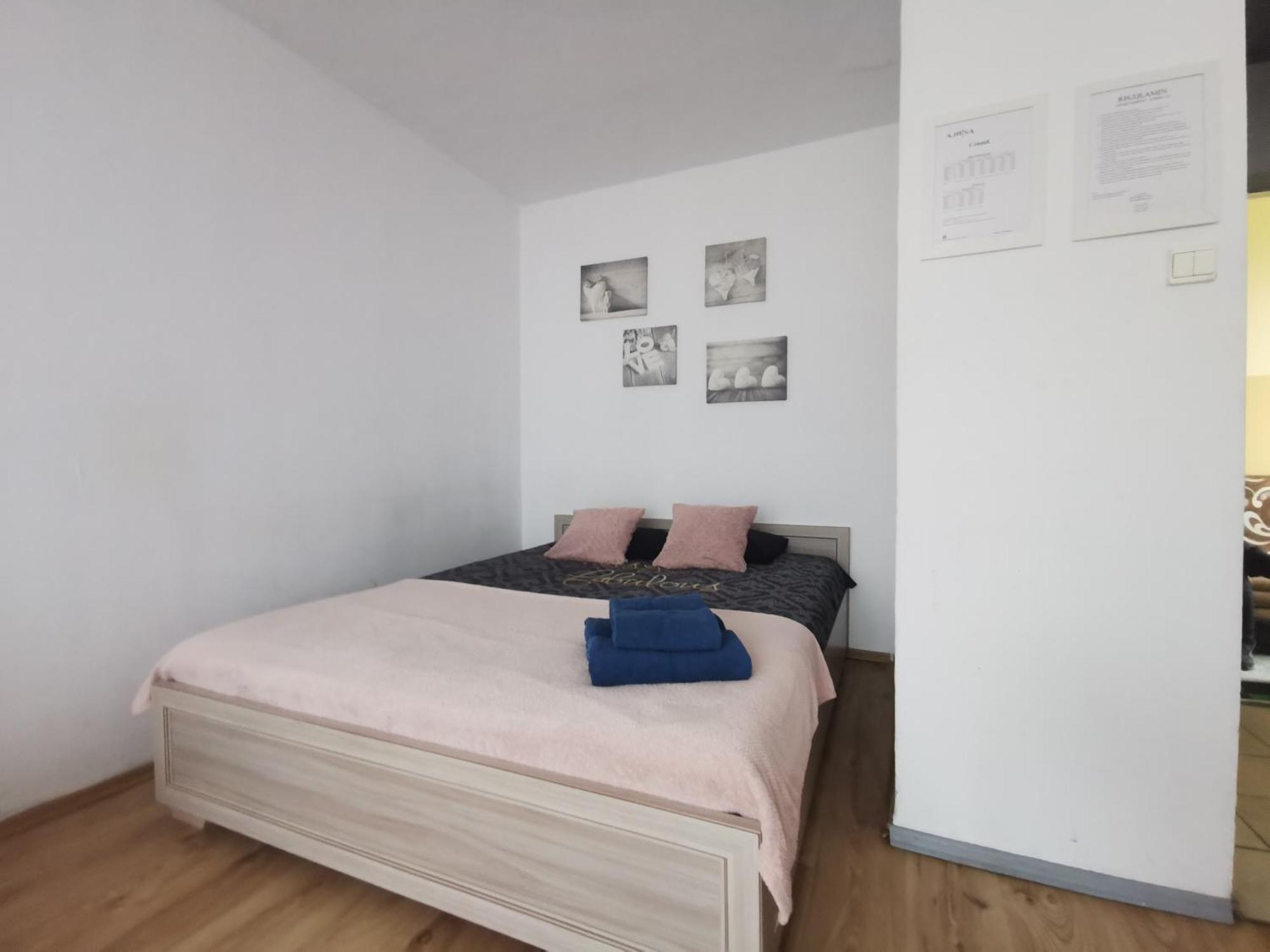 27 Kawalerka Apartment Czestochowa Bagian luar foto