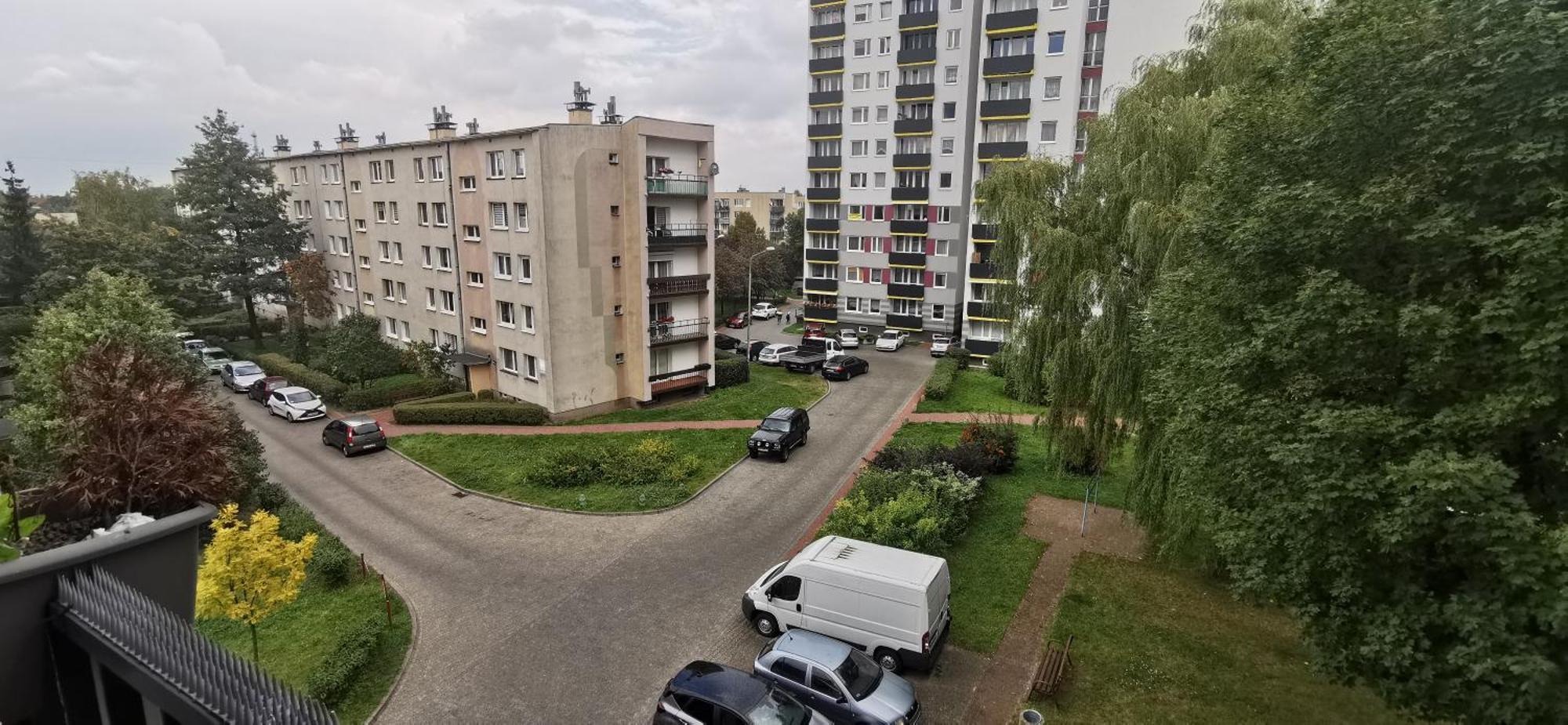 27 Kawalerka Apartment Czestochowa Bagian luar foto